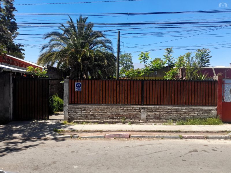 Sitio 510 M2 con vivienda sector mixto Tomé con Coronel